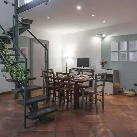 Terzo Campanello - Terrazza Nel Centro Storico Apartment