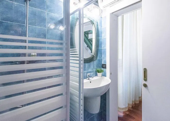 Terzo Campanello - Terrazza Nel Centro Storico דירה לצ'ה